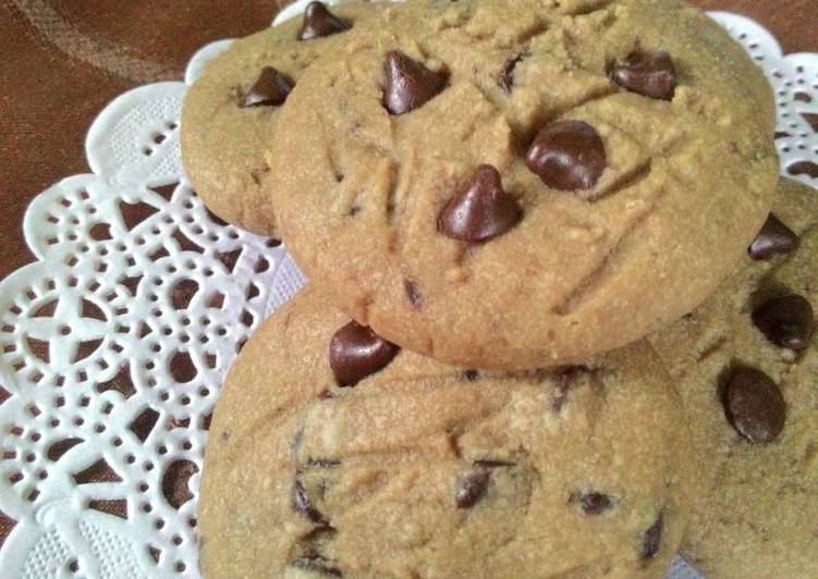 Cara Gampang Menyiapkan Chocolate Chips Cookies yang Lezat Sekali