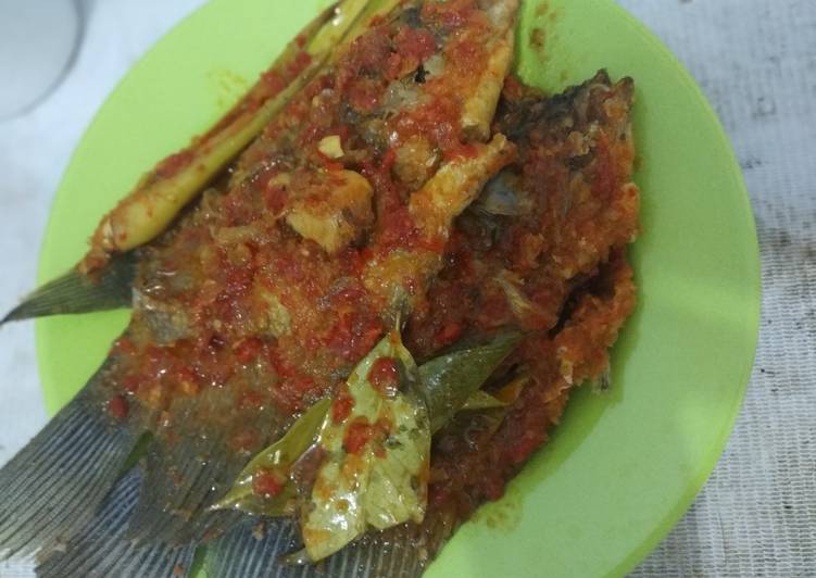 Resep Gurame Bumbu Padang, Bikin Ngiler
