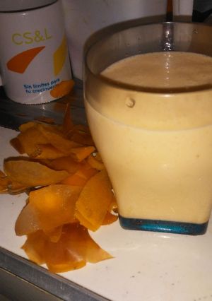Una foto de Jugo de tomate de árbol con leche y canela