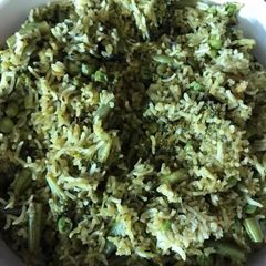 A picture of Green pilau.
