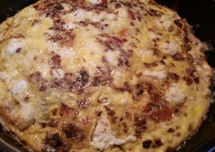 Bacon, Goat Cheese, & Caramelized Red Onion Frittata