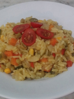 Una foto de Arroz Primavera tibio