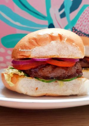 A picture of Teriyaki Meat Burger.