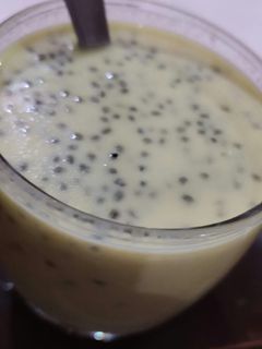 खजूर मेवा दूध (khajur mewa doodh recipe in hindi) रेसिपी मुख्य फोटो
