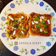 A picture of Masala French Toast.