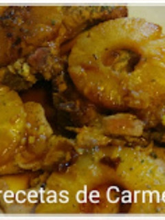 Una foto de Chuletas de lomo de cerdo con piña y salsa de soja