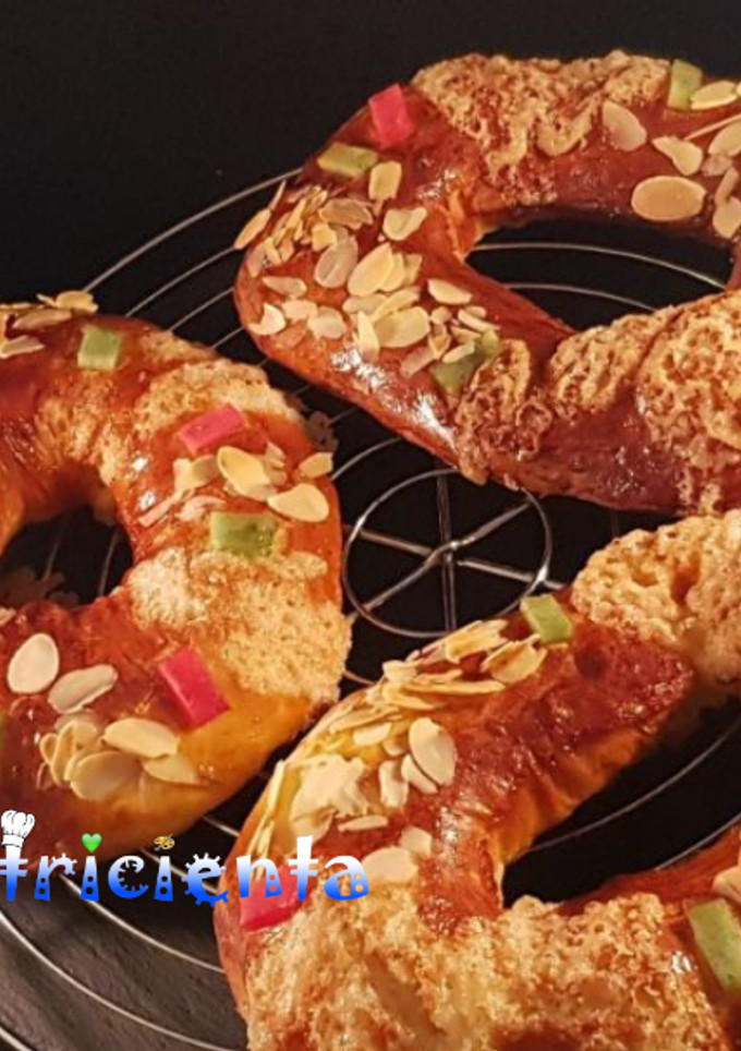 Una foto de Mini roscones de Reyes en freidora de aire caliente