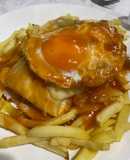 Tosta Mista com Bife de Frango e molho de Francesinha
