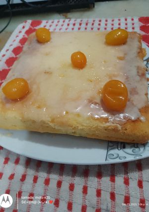 Una foto de Budín de kinotos en almíbar