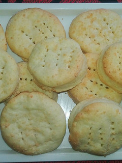 Una foto de Bizcochitos de queso! Muy express y rico! 🍪❤