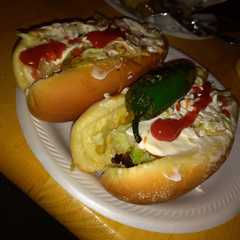 Una foto de Hot dog estilo sonora sencillos