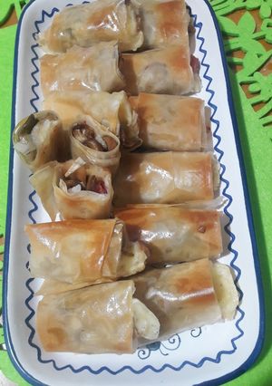 Foto di Mini involtini di pasta fillo con funghi portobello