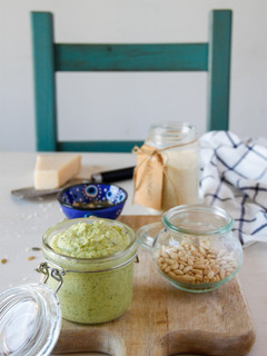Una foto de Pesto de calabacín