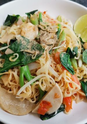 รูปของ หมี่เหลืองผัดแห้ง