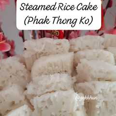 A picture of Steamed Rice Cake (Phak Thong Ko atau Pek Theng Ko).