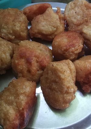 A picture of Urad dal pakoda.