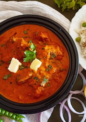 A picture of Murg Makhani.