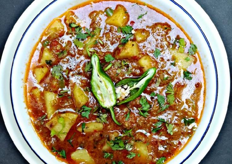 Steps to Make Award-winning Qeema Aloo