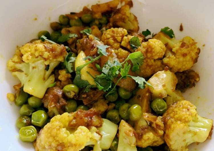 Recipe of Cauliflower potato peas vegetable in 14 Minutes at Home