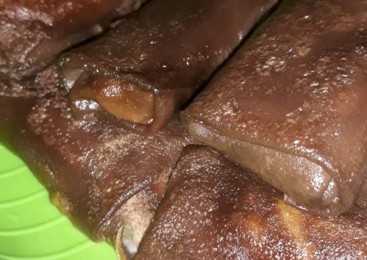 Dadar gulung coklat isi pisang keju