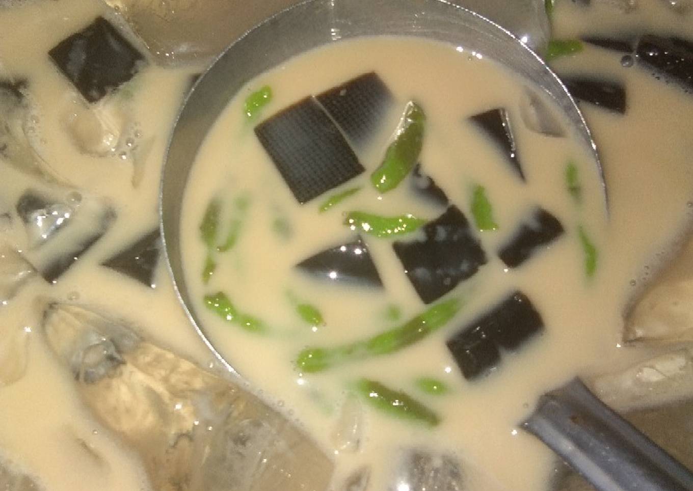 Capcindol (Capuccino Cincau Cendol)