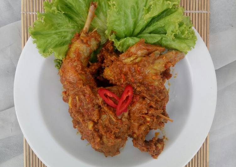 Resep Ayam Betutu khas Bali, Bisa Manjain Lidah