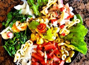 Una foto de Ensalada con kanikama