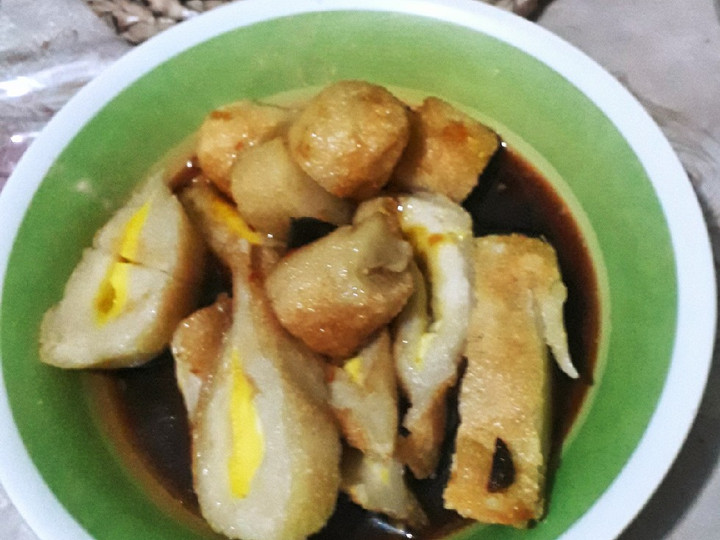 Bagaimana Menyiapkan Pempek tanpa ikan lembut resep by ibunya chef fara quin🥰, Lezat