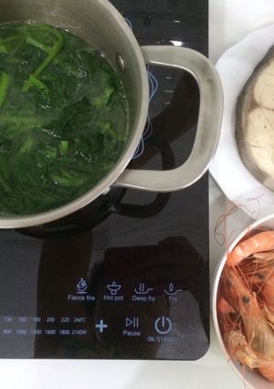 Hình của món Bữa cơm đầy đủ dinh dưỡng chỉ mất 15 phút.