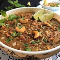 A picture of Mutton Haleem.