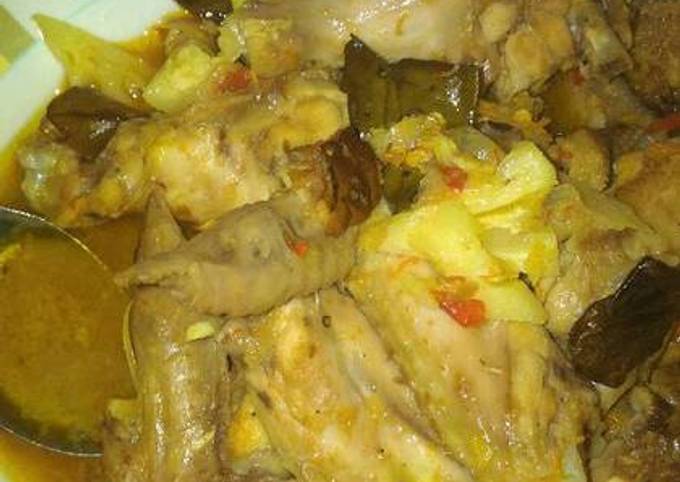 Resep Ayam Lempah Nanas Khas Bangka oleh ratna san - Cookpad