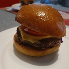 A picture of Beef Sirloin Burgers.