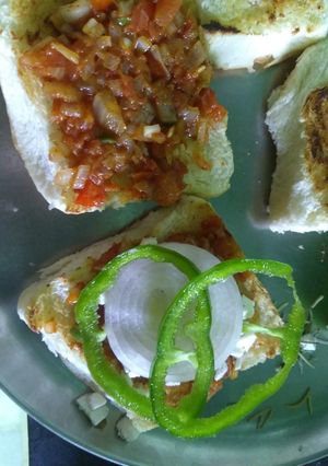 A picture of Vegan Masala Buns.