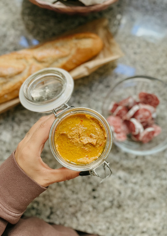 Una foto de Dip de pimientos asados