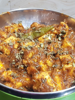 பஞ்சாபி தாபா பன்னீர் (Thaba Paneer Recipe in Tamil) செய்முறை முக்கிய புகைப்படம்
