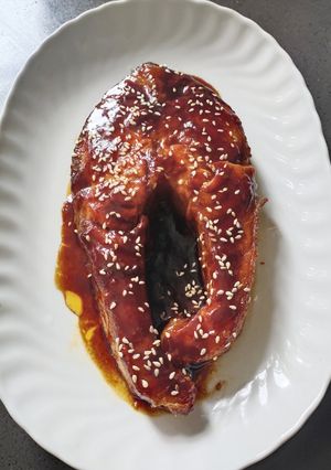 A picture of Teriyaki Salmon.