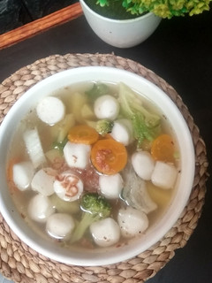 Foto resep Sup Sayur Bakso Ikan