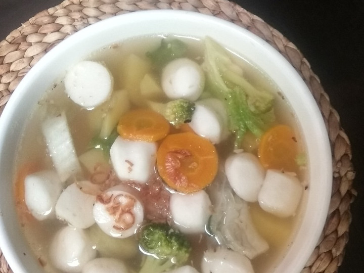 Resep Sup Sayur Bakso Ikan, Lezat Sekali