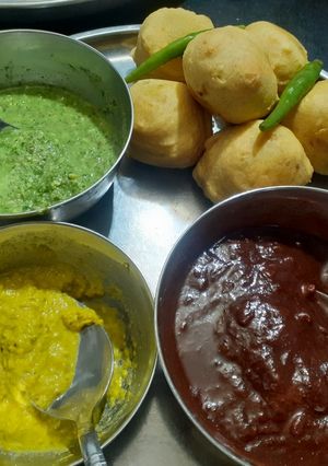 બટેટા વડાં(bateta vada recipe in Gujarati) રેસીપી મુખ્ય ફોટો