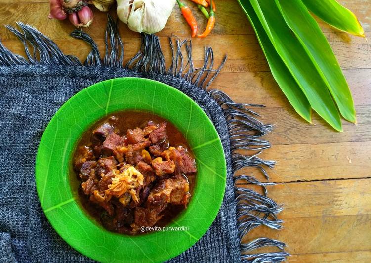 Krengsengan daging ala-ala