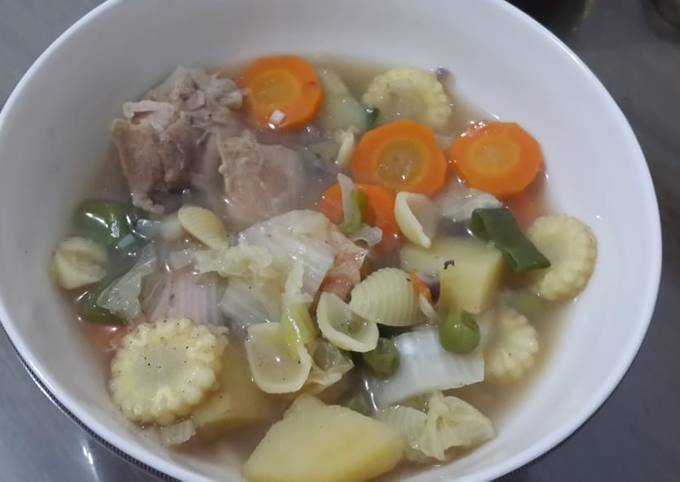 Sup Sop Ayam Makaroni Rumahan