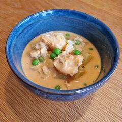 A picture of Creamy fish soup.