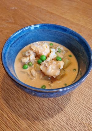 A picture of Creamy fish soup.
