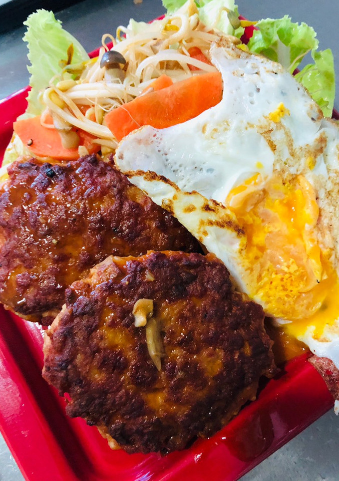 台式仿鐵板燒漢堡排 的食譜成品照片