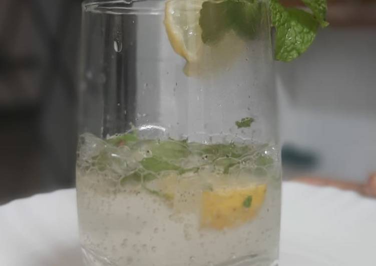 Steps to Make Homemade Homemade Virgin Mojito