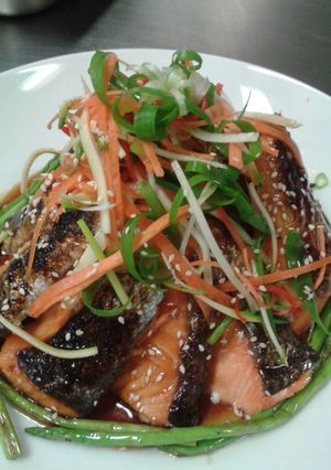 รูปของ Grilled salmon with teriyaki sauce