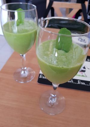 Avocado smoothie recept fotója