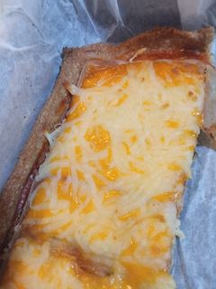 Una foto de Tarta integral de jamón y queso😋