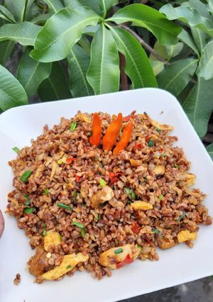 Foto resep Nasi goreng beras merah