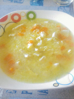 Una foto de Sopa de arroz con pollo